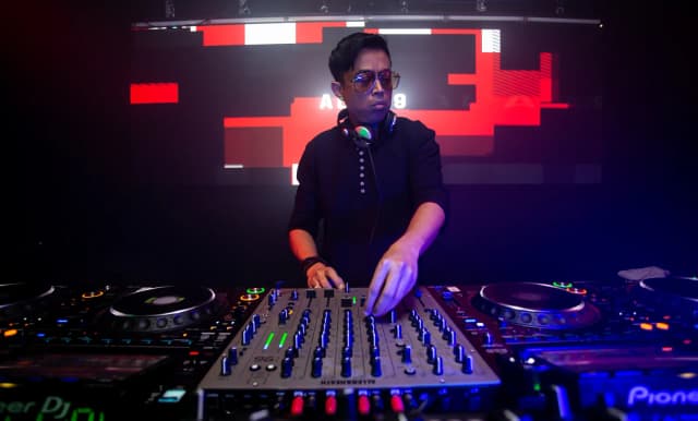 Alien9’s Evolution: How Techno and Indian Folk Collide