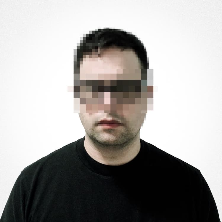 Exploring the Dystopian Soundscapes of Nick Viola